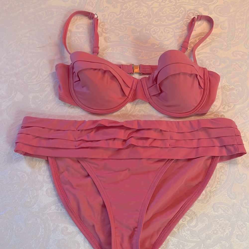 Two piece bathing suit. Top is 34C and bottom is a medium